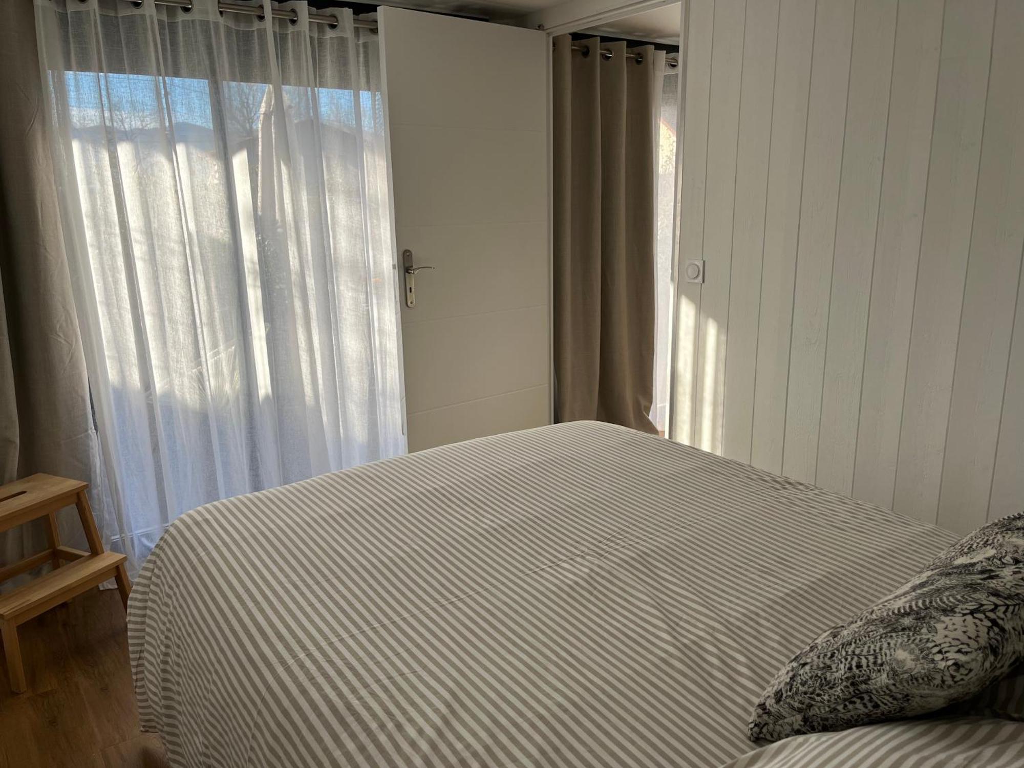 Apartment Joli T2 3* 40 M2 Avec Parking Et Terrasse