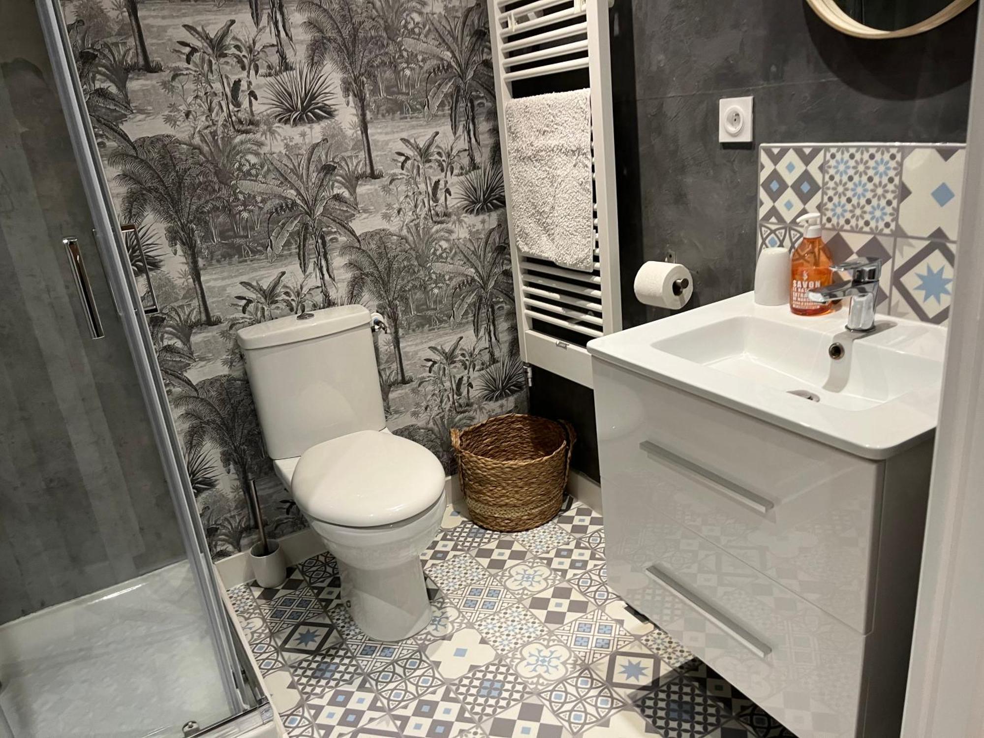 Joli T2 3* 40 M2 Avec Parking Et Terrasse Apartment Aix-les-Bains